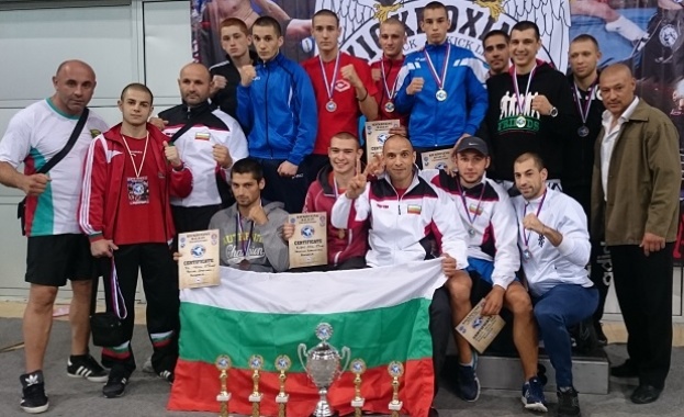 14 медала за българските кик-боксьори