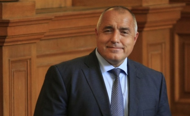 Борисов хвали българските служби заради самолета с пияния поляк