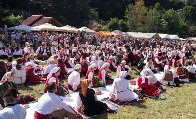 Три Гинес рекорда за един ден ще събарят на националния събор „Лудогорие"