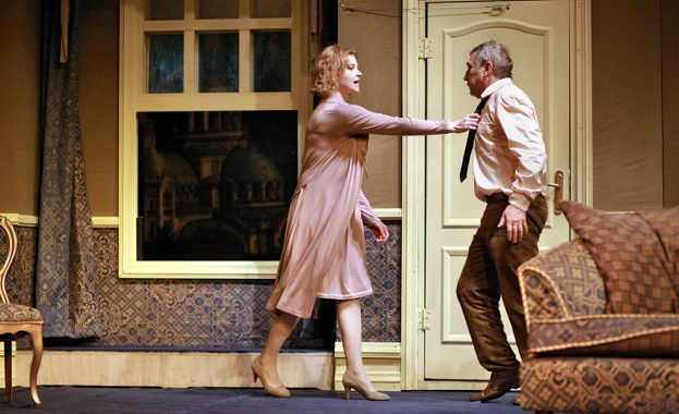 С комедията „Безумна нощ" стартираха театралните „нощи" в Банско