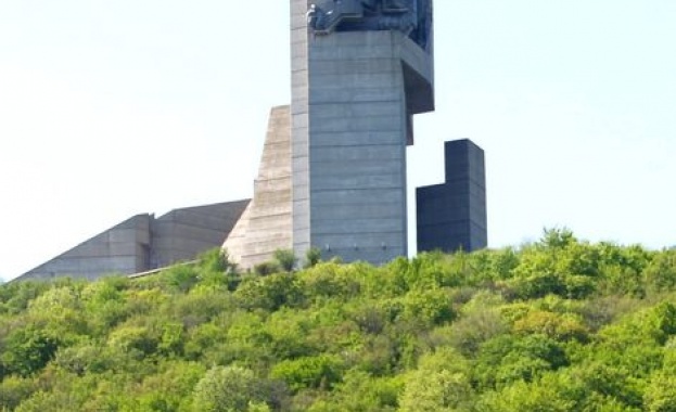 Шумен иска Паметника да влезе в туристическите маршрути 