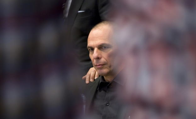 Варуфакис: Подадох оставка, за да помогна на Ципрас (цялото изявление)