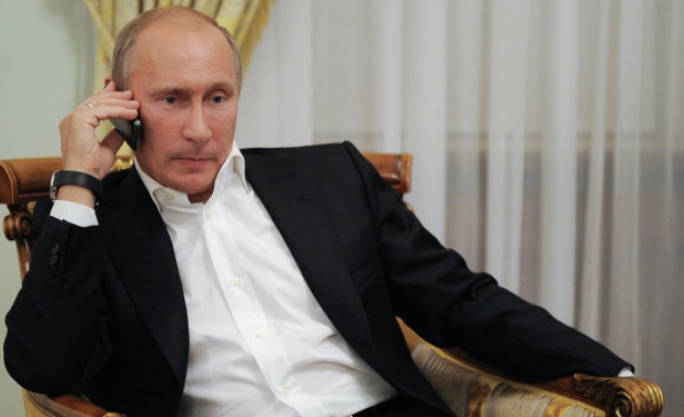 Путин и Лагард се договориха да продължат търсенето на решение за Гърция