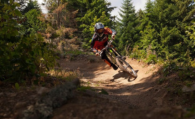 Колоездене, езда, пешеходни турове и още забавления през лятото в Боровец