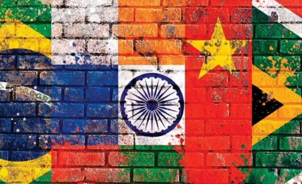 Stratfor: Русия и Китай са готови да унищожат влиянието на САЩ