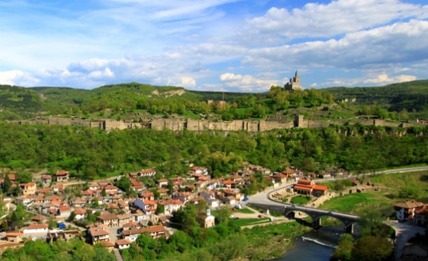 Над 15 000 туристи отвъд океана видели музеите в Търново и Арбанаси