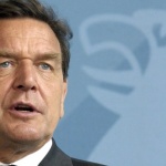 Шрьодер: Ще трябва да признаем Крим за руски