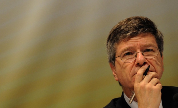 Европа е на път да рухне заради суетата и цинизма на шепа банкери и политици