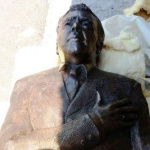 Паметник на Г. Калоянчев бе открит в Бургас