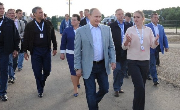 Путин посети младежкия форум „Територия на смислите“