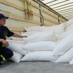 Хуманитарната помощ от Русия пристигна в Донецк и Луганск