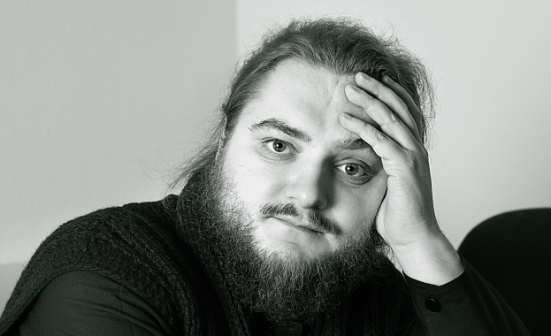 Постни лица, уплашени очи, виновни погледи – това ли са православните?