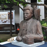 Нобеловият лауреат Елиас Канети вече има паметник в родния си Русе