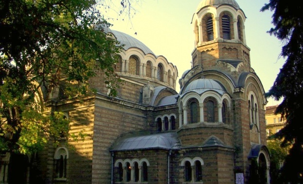 С архиерейска св. литургия бе почетен храмовият празник на столичната църква „Св. Седмочисленици"