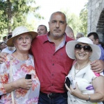 Борисов: Без жените трудно щяхме да се справим 