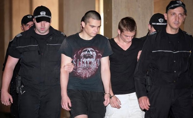 Майката на Патрик: Синът ми е добро момче. Бил е системно заплашван от Александър