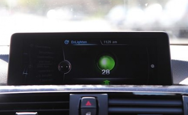 BMW иска да предсказва действията на светофарите