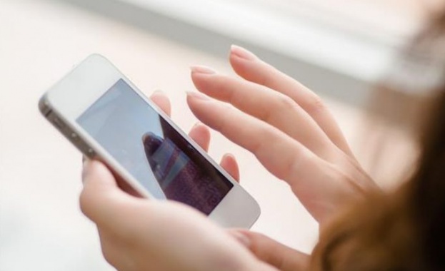 Самолетните билети – от черната дъска до мобилния телефон