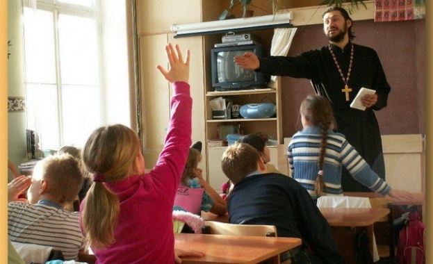 Предметът „Основи на православието“ ще бъде включен в програмата за 5-ти клас в 30 московски училища