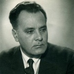 Знаеш, че имам силно влечение към литературата. Но това е опасна работа...