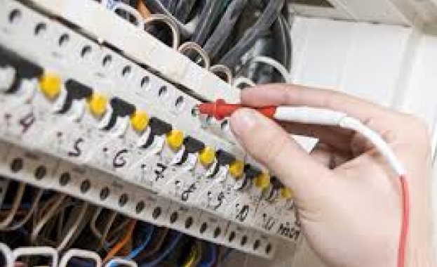 Електрическите предпазители са съществен компонент във всяка електрическа инсталация гарантиращи
