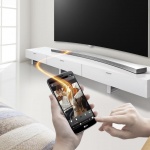 Красивият извит саундбар на LG предлага невероятен дизайн и изключителен звук 