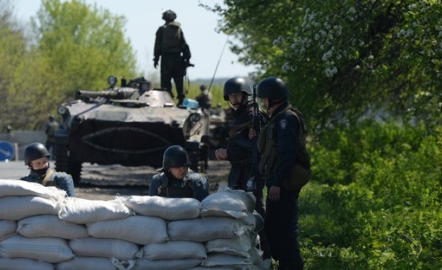Украинските военни продължават да заплашват духовенството