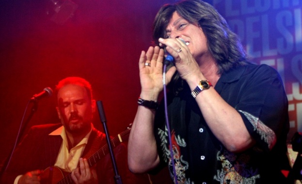 Екс-вокалистът на Deep Purple и Rainbow носи пръстен с герба на Русия