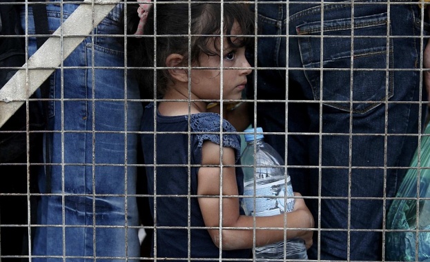 40 имигранти загинаха в трюма на кораб