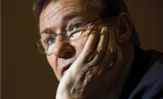 Еврогрупата одобри третата спасителна програма на Гърция