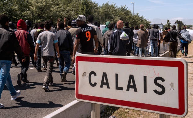 Франция и Великобритания със споразумение за справяне с миграционната криза