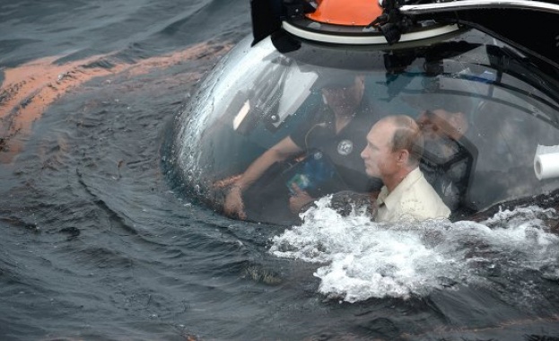 Путин се спусна с батискаф на дъното на Черно море в близост до Севастопол