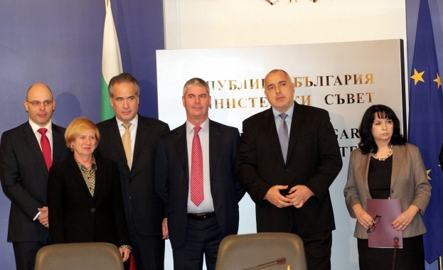 БЕХ търси нов милиард, за да спаси НЕК