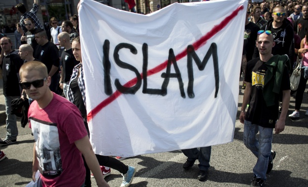 Словакия ще приема само бежанци-християни