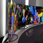LG увеличава двойно гамата си от OLED телевизори през 2015 г.