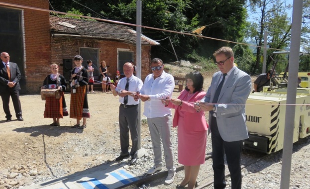 Министър Петкова откри участък за подземен транспорт към рудник „Върба-Батанци”