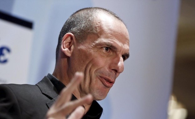 Варуфакис едва не се сбил с Дейселблум, твърди Московиси