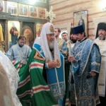 Патриарх Кирил освети извора на р. Днепър и паметник на княз Владимир