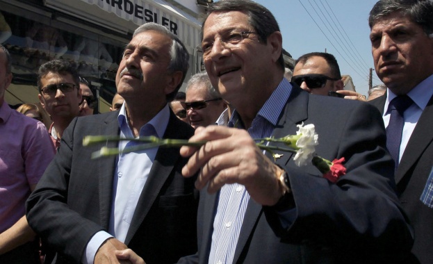 Лидерите на гръцката и турската част на Кипър ще преговарят за обединяването на страната