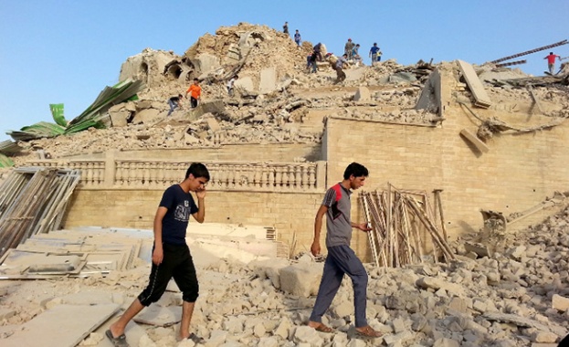 "Ислямска държава" унищожи три от прочутите кули-гробници в античния град Палмира