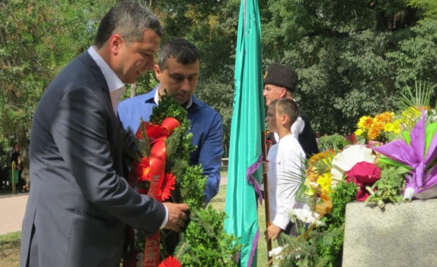 Стойнев: България е силна и ще бъде, ако бъдем решителни и гледаме над злободневието на днешния ден