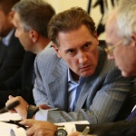 Фирмите не желаят вече да плащат „политическите разходи” в цената на тока