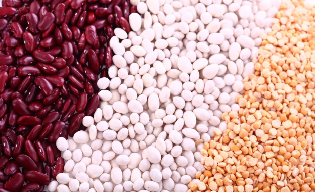 КЗП: Продават пакетиран вносен боб за български