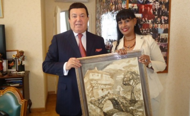 Кобзон с картина от Копривщица за ЧРД