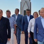 Крим пробива дипломатическата блокада