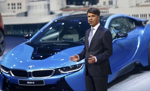 Новият директор на BMW обмисля съвместна работа с технологични компании като Apple