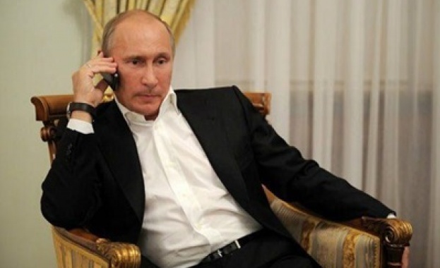 Песков: Путин не е говорил по телефона със сър Елтън Джон