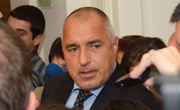 Премиерът се среща с работодателски организации заради цената на тока