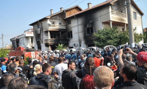 Мълчаливи шествия в памет на Ангел Петров и Павел Толев подготвят в Катуница