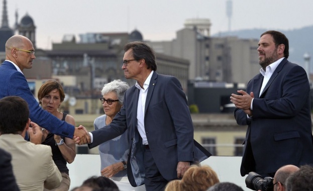 Каталунските сепаратисти на път да спечелят мнозинство в местния парламент